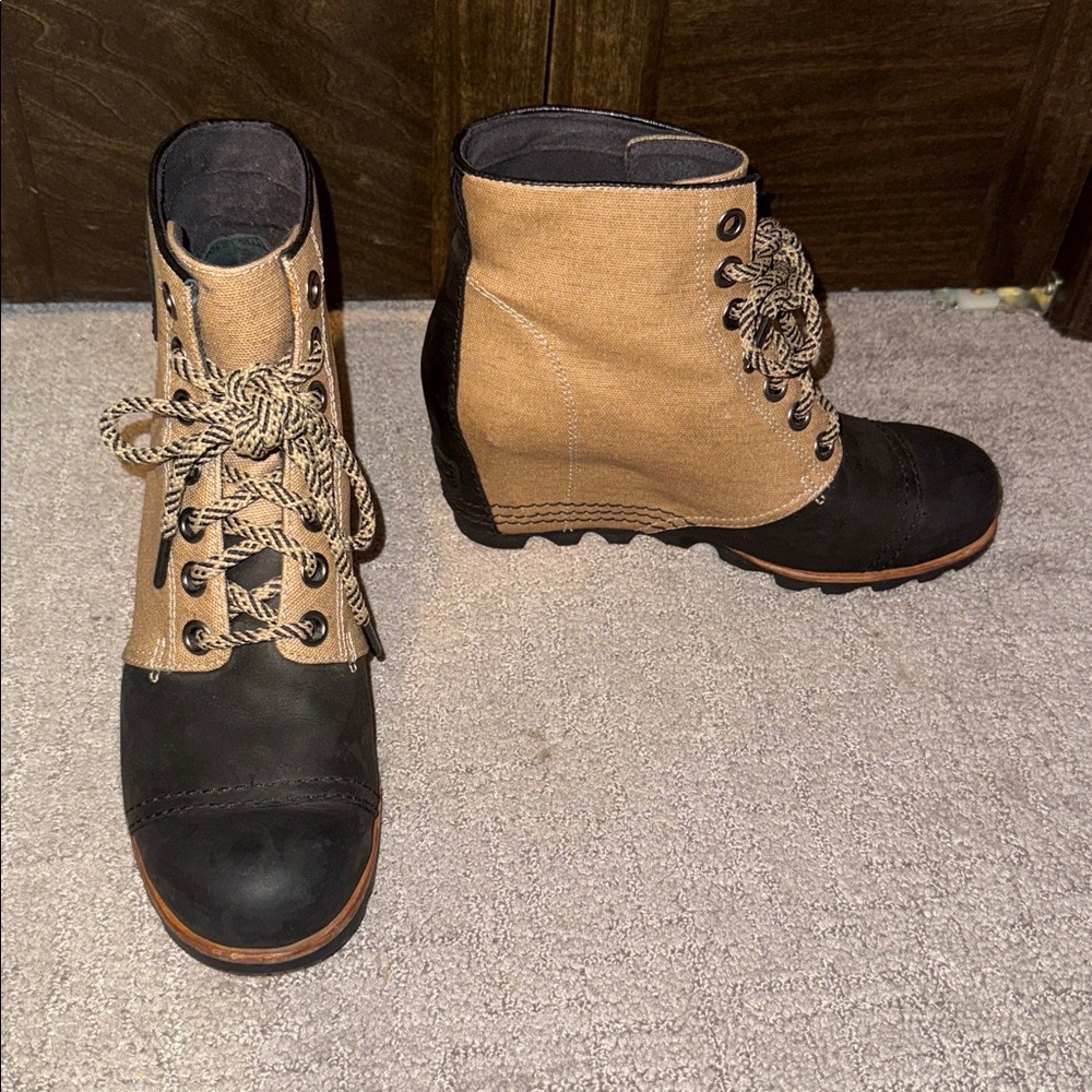 Sorel Two Toned Lace Up Boots Women’s Size 9.5 Winter Brown/Black Good Condition - Picture 2 of 11